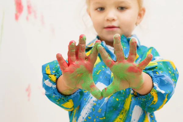 Little Blonde Girl Handpainting Clear White House Wall — Stock Photo, Image