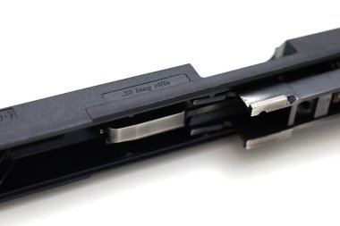 İsviçre yapımı, iki kalibre adaptörlü özel bir tabanca.