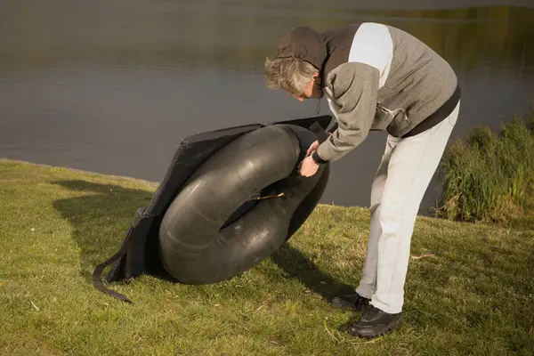 Su fotoğrafçılığı için yüzen ışık standı sistemi test ediliyor