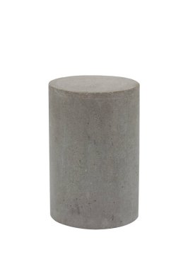 Beyaz arkaplanda izole edilmiş kozmetik veya cilt bakım ürünlerini göstermek için somut şablon podyum temeli 