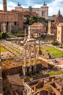 Antik Roma Forumu. Palatine Hill 'in manzarası. Roma İmparatorluğunun güzel kalıntıları