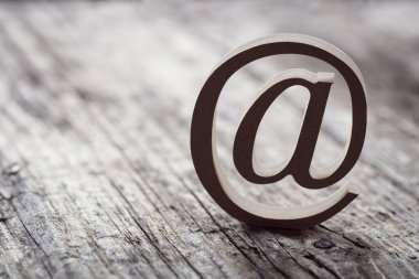 Masa arkasındaki simge simgesinde kopyalama alanı iletişimi ya da bizimle bağlantı kurun