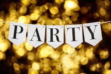 Bayram ışıkları önünde parti afişi Bokeh konsepti, doğum günü partisi, Noel, ya da düğün resepsiyonu