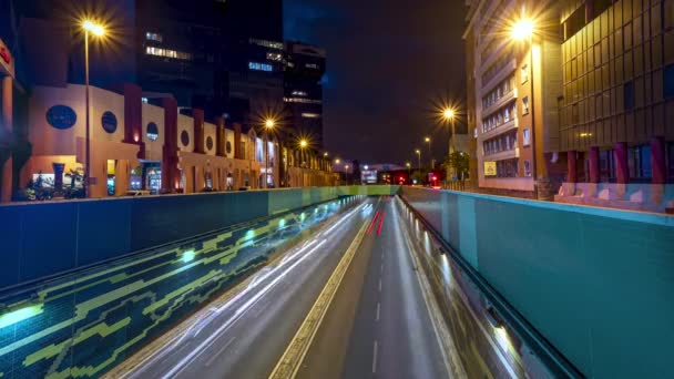 Барвистий Часовий Проміжок Автомобільних Доріжок Підземці Житловому Районі Вночі Міські — стокове відео