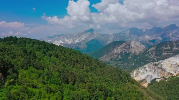 Langsame Senkrechte Luftaufnahme Eines Marmorbruchs Den Apuanischen Alpen Carrara Italien — Stockvideo