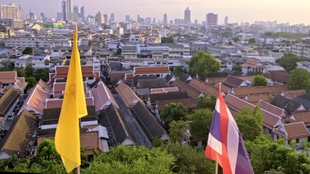 Thai National Thai Royal Flags Fluttering Wind Bangkok Cityscape Background — Stockvideo