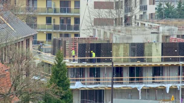 Lucrări Șantier Construcții Ale Clădirii Rezidențiale Legarea Barelor Cofraje Apartament — Videoclip de stoc