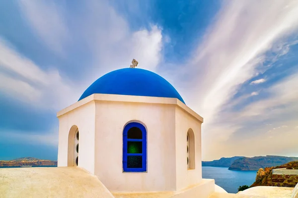 White Greek Orthodox Church Its Blue Dome Cross Dramatic Blue — Stock Photo, Image