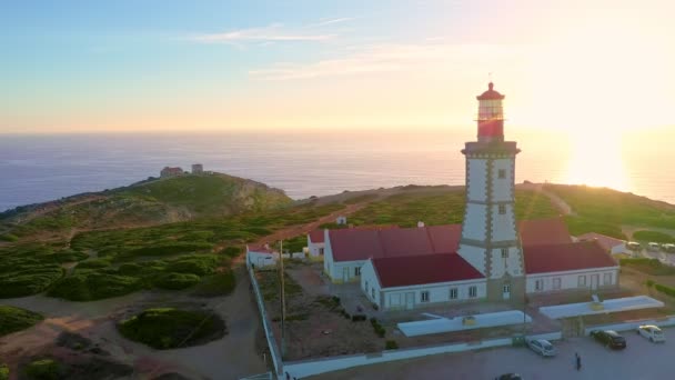 Tilting Pedestal Aerial Drone Shot Lighthouse Cabo Espichel Cape Espichel — Vídeos de Stock