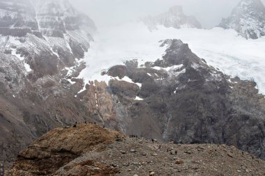 Fitz Roy sıradağlarındaki buzullar, El Chalten, Arjantin