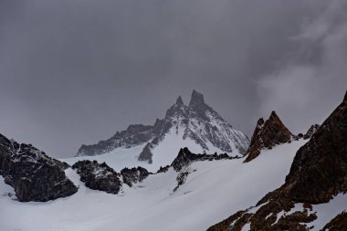 Patagonya 'nın güzel doğası. Fitz Roy Trek, And Dağları manzarası, Los Glaciers Ulusal Parkı, El Chalten, Arjantin