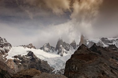 Patagonya 'nın güzel doğası. Fitz Roy Trek, And Dağları manzarası, Los Glaciers Ulusal Parkı, El Chalten, Arjantin