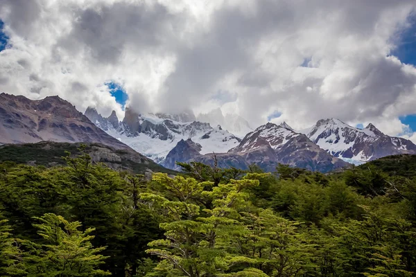 Patagonya Nın Güzel Doğası Fitz Roy Trek Dağları Manzarası Los — Stok fotoğraf