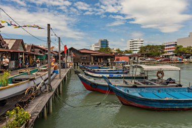 Tahta balıkçı tekneli tarihi Chew Jetty, Unesco Dünya Mirası alanı, George Town, Penang, Malezya