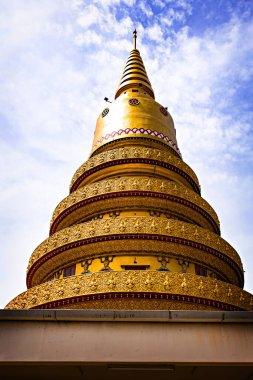 Mangalaram 'daki Altın Stupa Tayland Budist Tapınağı detayları George Town, Penang, Malezya' da