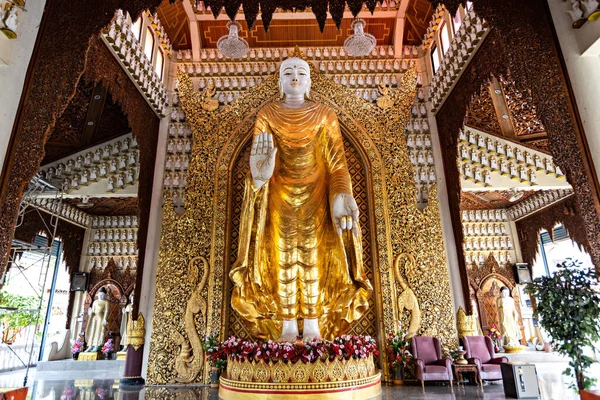 Goldene Buddha Statue Burmesischen Buddhistischen Tempel Dhammikarama Penang Malaysia — Stockfoto