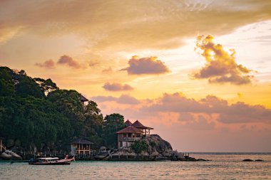 Koh Tao, Tayland 'daki tropikal villalar.