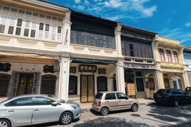 George Town 'un tarihi kısmı, George Town, Penang, Malezya' da geleneksel sömürge mimarisi.
