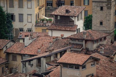 İtalya 'nın Bergamo kentindeki Citta Alta (Yukarı kasaba) hava manzarası