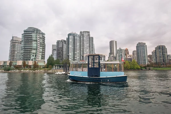 Granville Sziget Kikötő Hagyományos Hajók False Creek Írás Vancouver Belvárosában — Stock Fotó