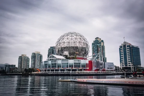 Science World Museum Vista Dalla Barca Nel Centro Vancouver Canada — Foto Stock