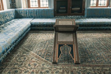 Topkapı Sarayı İstanbul 'da kütüphane içi ayrıntılar