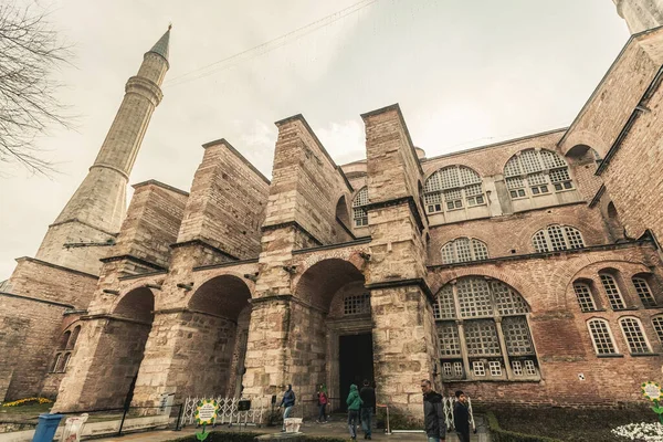 Arquitetura Bizantina Entrada Santa Sofia Famoso Marco Histórico Istambul Turquia — Fotografia de Stock