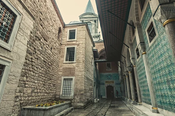 Architettura Dettagli Esterni Del Palazzo Harem Nel Museo Topkapi Istanbul — Foto Stock