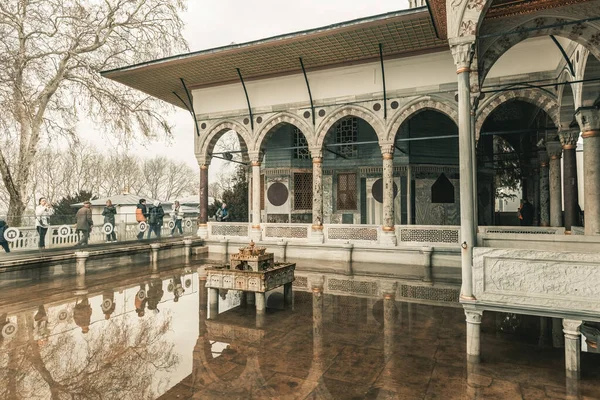 Kiosco Bagdad Palacio Topkapi Estambul Turquía — Foto de Stock