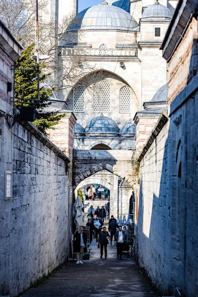 Strada Stretta Vecchie Case Vicino Alla Moschea Suleymaniye Istanbul Turchia — Foto Stock