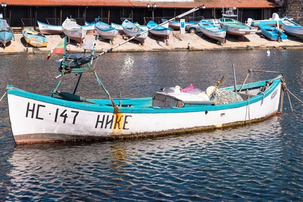 Traditionella Fiskebåtar Längs Kusten Gamla Nessebar Stad Bulgarien — Stockfoto