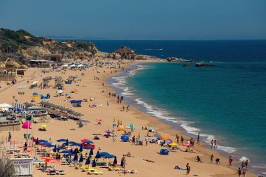 Albufeira plajı hava manzarası (Praia do Peneco), Güney Portekiz