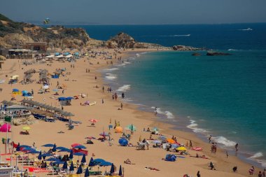 Albufeira plajı hava manzarası (Praia do Peneco), Güney Portekiz