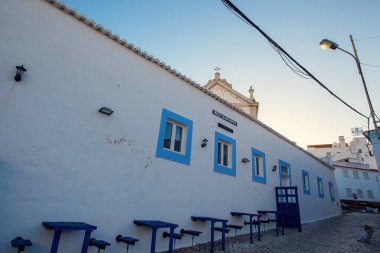 Geleneksel evler ve Albufeira Eski Kasabası, Algarve, Portekiz mimarisi