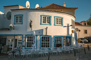 Geleneksel evler ve Albufeira Eski Kasabası, Algarve, Portekiz mimarisi