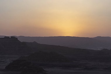 Sina dağlarında güzel gün batımı, Mısır