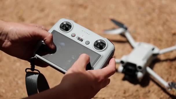 Nastavení Obrazovky Dálkového Ovládání Dronů Zavře — Stock video