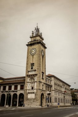 İtalya 'nın merkezindeki Bergamo Kulesi