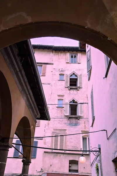 Архитектура Исторического Центра Бергамо Коммерческий Итальянский Дом Верхний Город Бергамо — стоковое фото