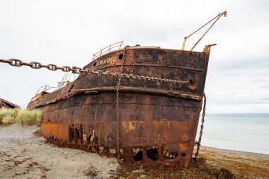 Amadeo Magellan sahil boğaz, paslı savaş gemisi enkazı, Tierra Del Fuego, Şili üzerinde denilen batık