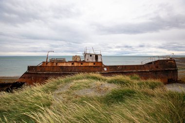 Amadeo Magellan sahil boğaz, paslı savaş gemisi enkazı, Tierra Del Fuego, Şili üzerinde denilen batık