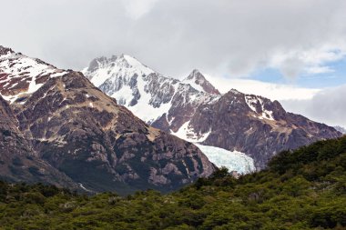 Patagonya 'nın güzel doğası. Fitz Roy trek, buzullar, And Dağları manzarası, Los Glaciers Ulusal Parkı, El Chalten, Arjantin