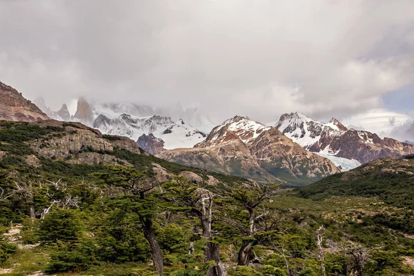파타고니아의 아름다운 안데스산맥 아르헨티나 엘분튼 — 스톡 사진