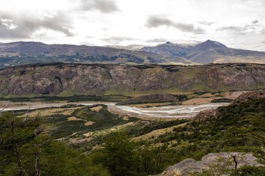 Patagonya 'nın güzel doğası. Fitz Roy Trek, And Dağları manzarası, Los Glaciers Ulusal Parkı, El Chalten, Arjantin
