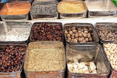 Bahreyn 'deki Manama Souk geleneksel baharat pazarı
