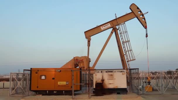 Ölpumpen Ölfeld Stadtrand Von Manama Bahrain — Stockvideo