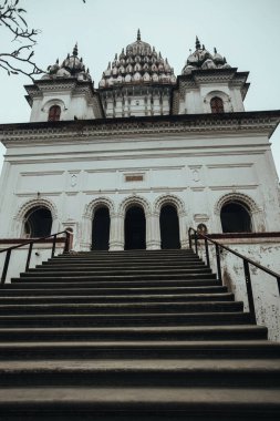 Puthia Bangladeş 'teki antik Puthia Tapınağı Kompleksi Shiva Tapınağı' nın detayları