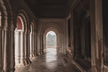Puthia Bangladeş 'teki antik Puthia Tapınağı Kompleksi Shiva Tapınağı' nın detayları
