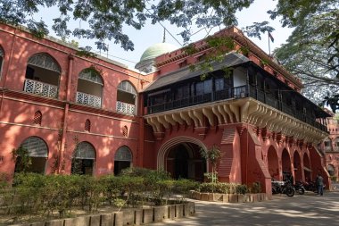 Chittagong merkez tren istasyonu ve demiryolu müzesi Bagladesh 'teki sömürge mimarisi