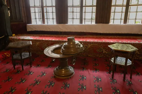 stock image Living room interior of the traditional house in the Ethnographic Museum (Muzeu Etnologjik) in Pristina 